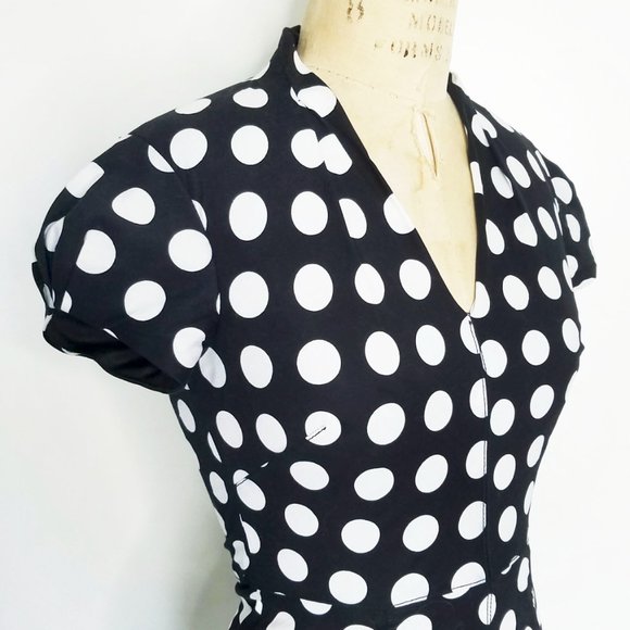 Betsey Johnson Womens Retro Black White Polka Dot Sheath Dress  Cap Sleeve - Picture 2 of 8
